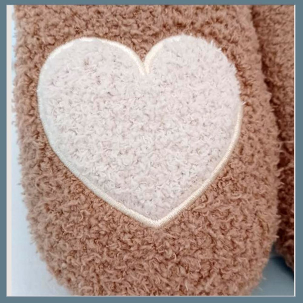 🤍✨ Luna Mellow Beige & White Heart Slippers – Cozy Memory Foam House Shoes - Picture 7 of 7